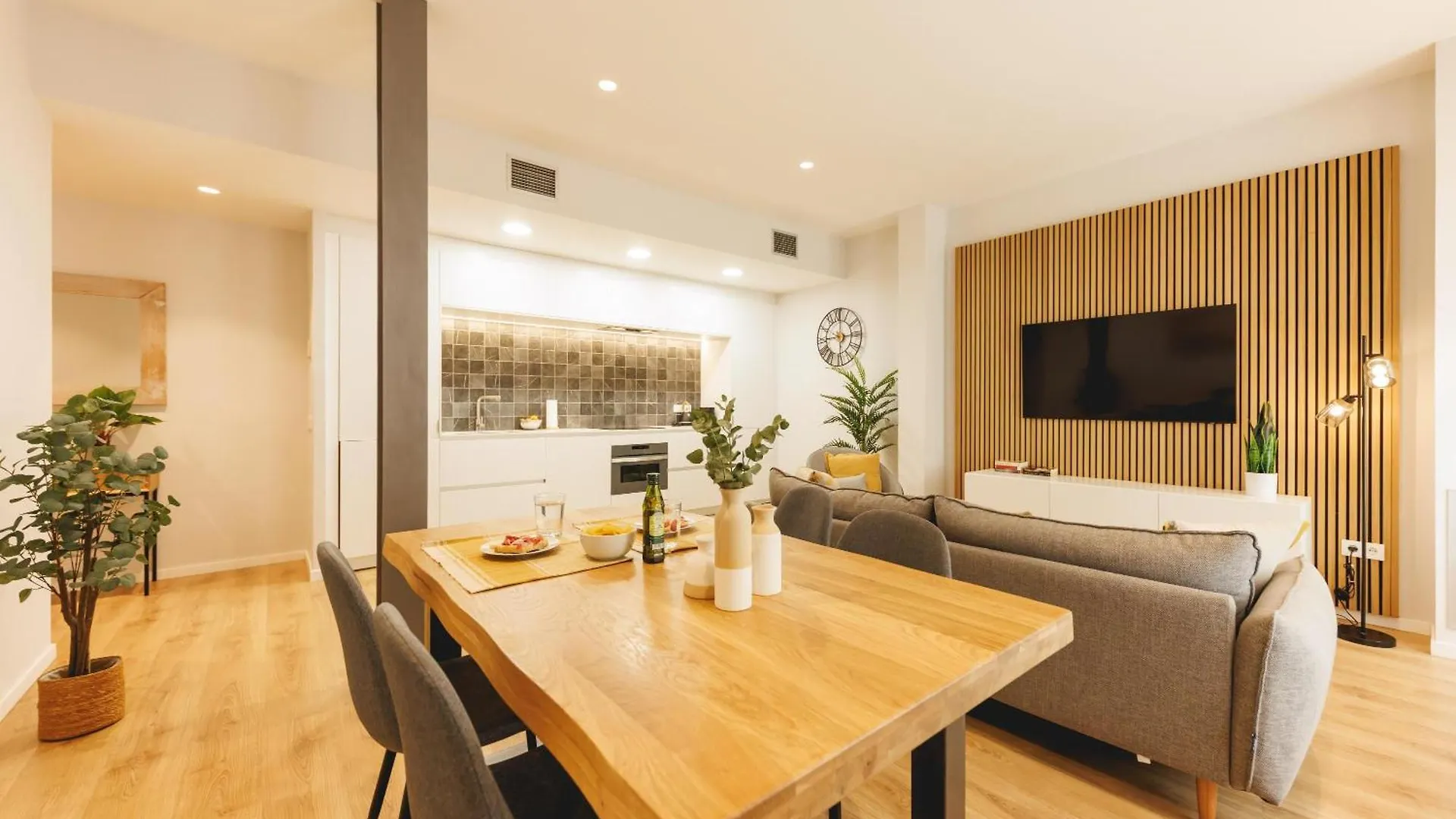 Bravissimo Ferreries Velles, With 2 Bedrooms 赫罗纳