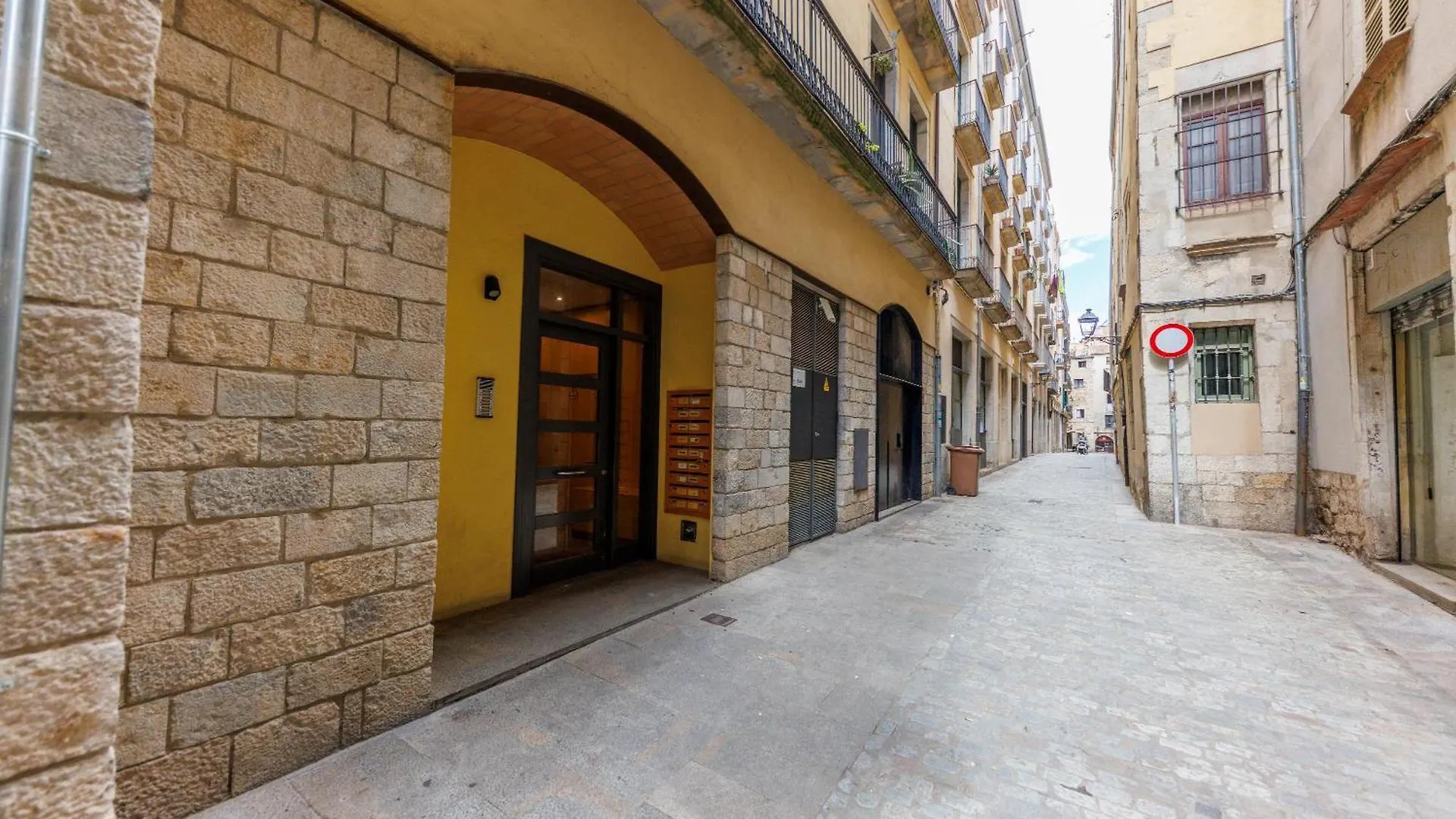 Bravissimo Ferreries Velles, With 2 Bedrooms 赫罗纳 公寓