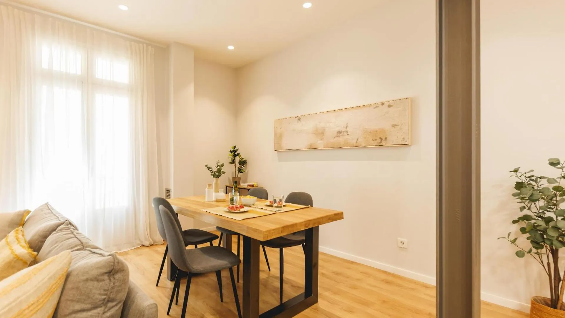 Bravissimo Ferreries Velles, With 2 Bedrooms 赫罗纳 0*,  西班牙