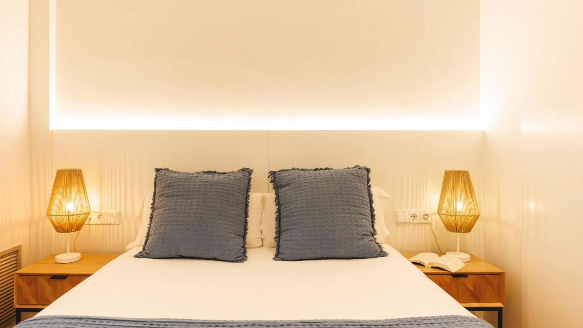 Bravissimo Ferreries Velles, With 2 Bedrooms Gerona Apartamento