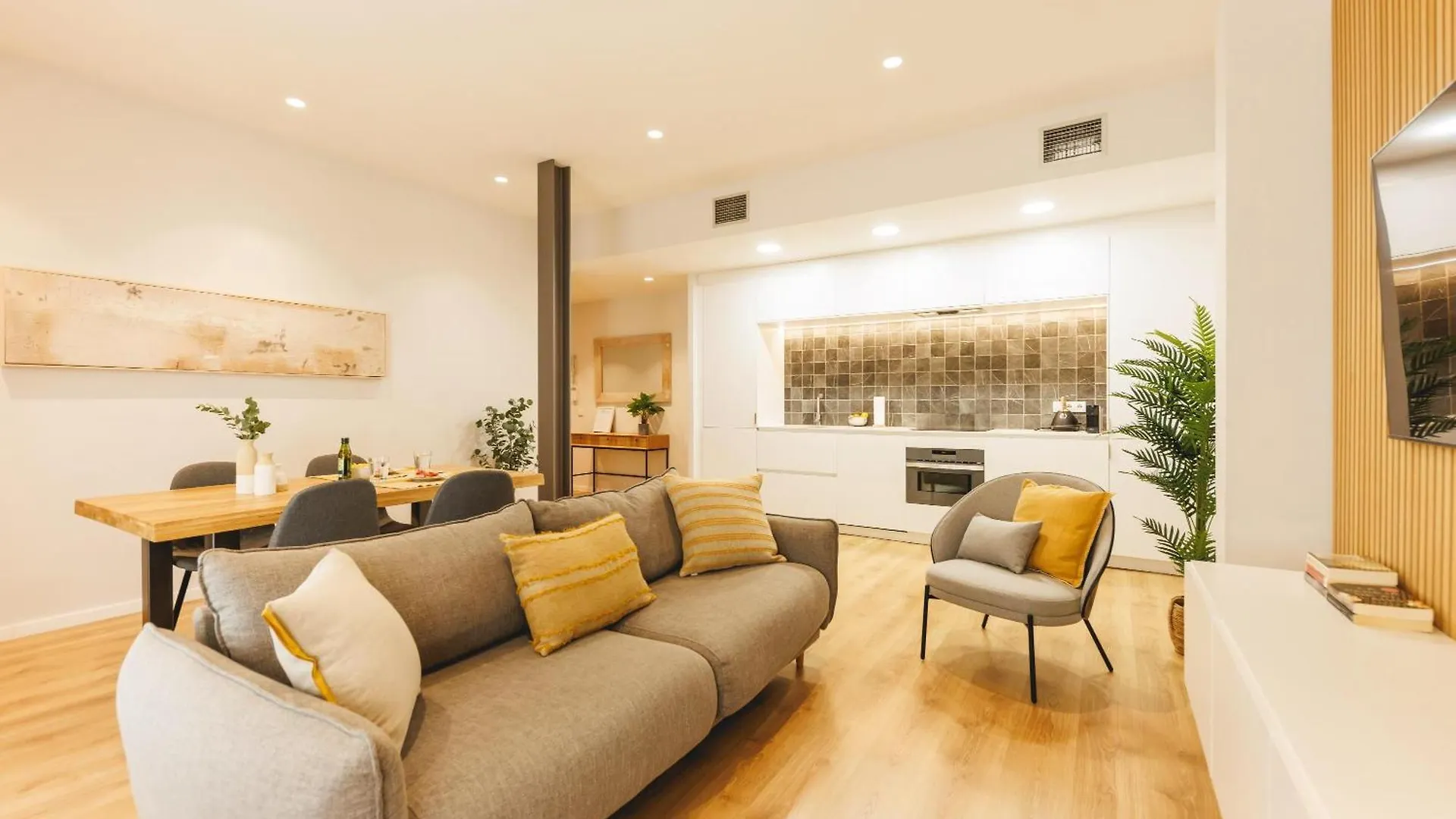 Bravissimo Ferreries Velles, With 2 Bedrooms联系方式